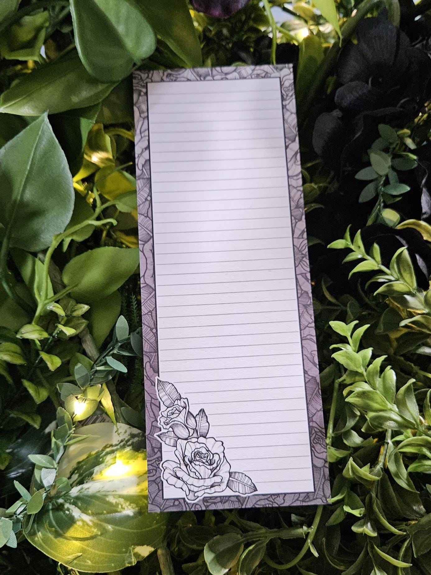 NOTEPAD 3 x 8: Black and Grey Roses - Lined