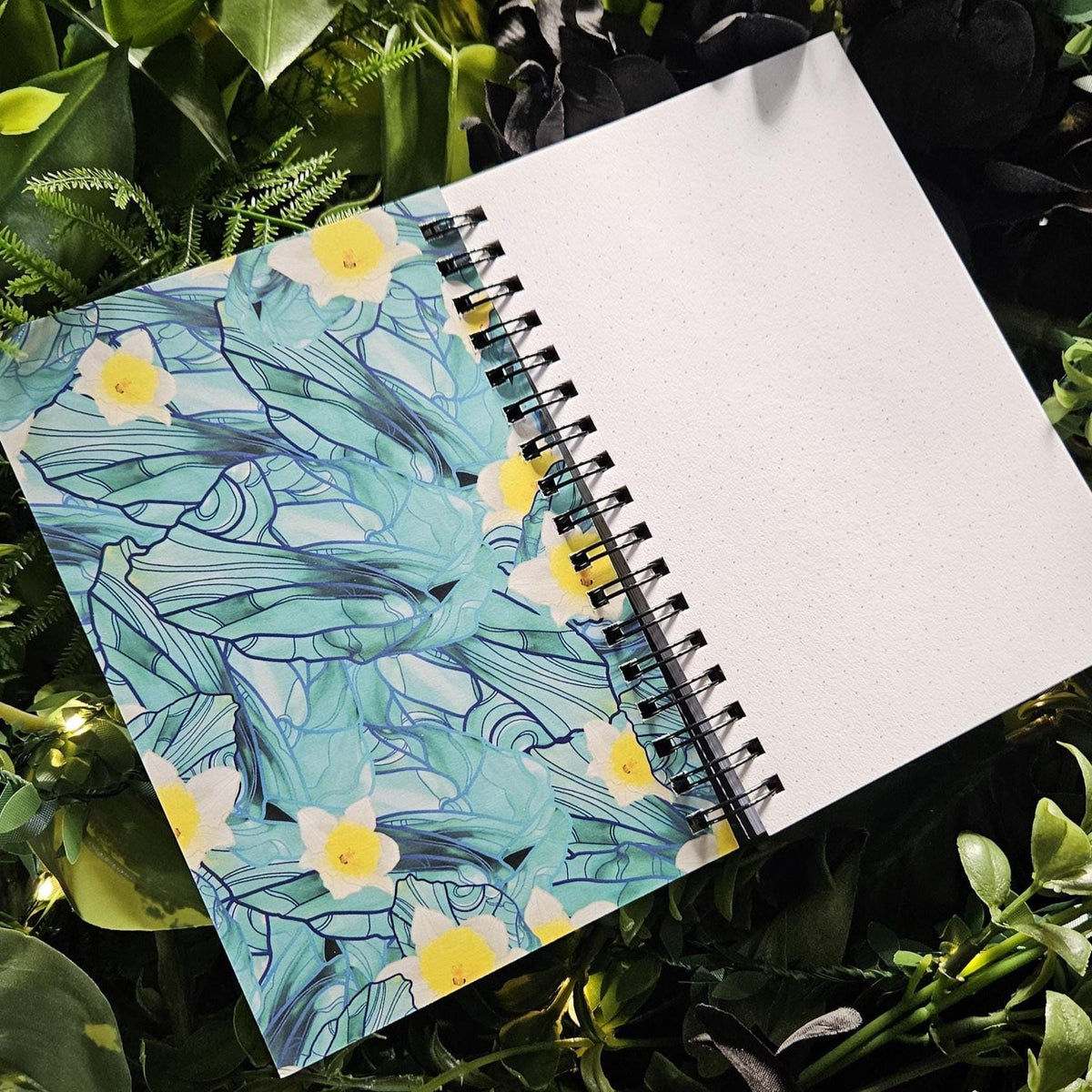 4x6 inches HANDMADE SPIRAL NOTEBOOK: Aquamarine with Daffodils Acornandcrowstudio