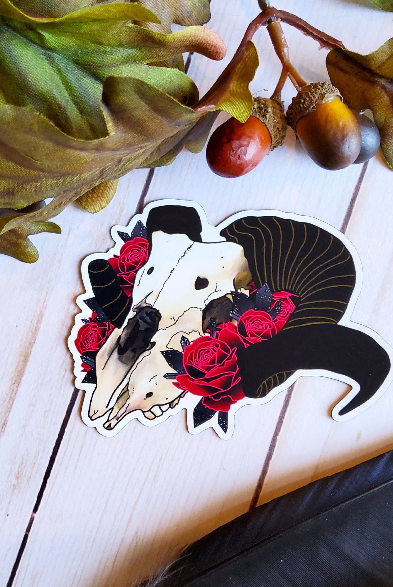 MAGNET: Ram Skull and Red Roses Decorative , Ram Skull Magnet , Skull and Roses Magnet , Skull Magnet , Skull Art Decorative Magnet
