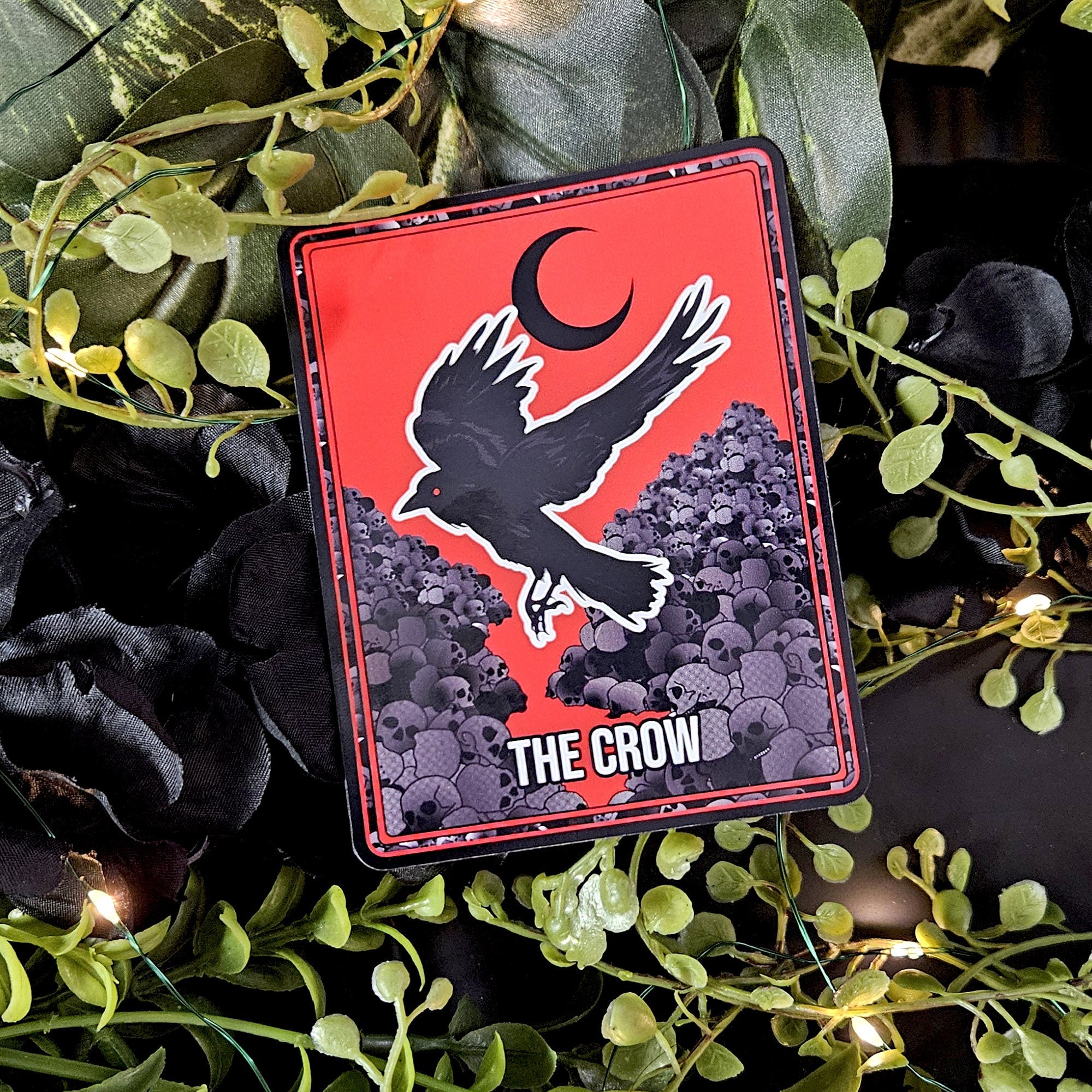 MAGNET: Crow Tarot Card Style , Red Tarot Card Style Decorative Magnet , Crow Decorative Magnet , Omen Magnet