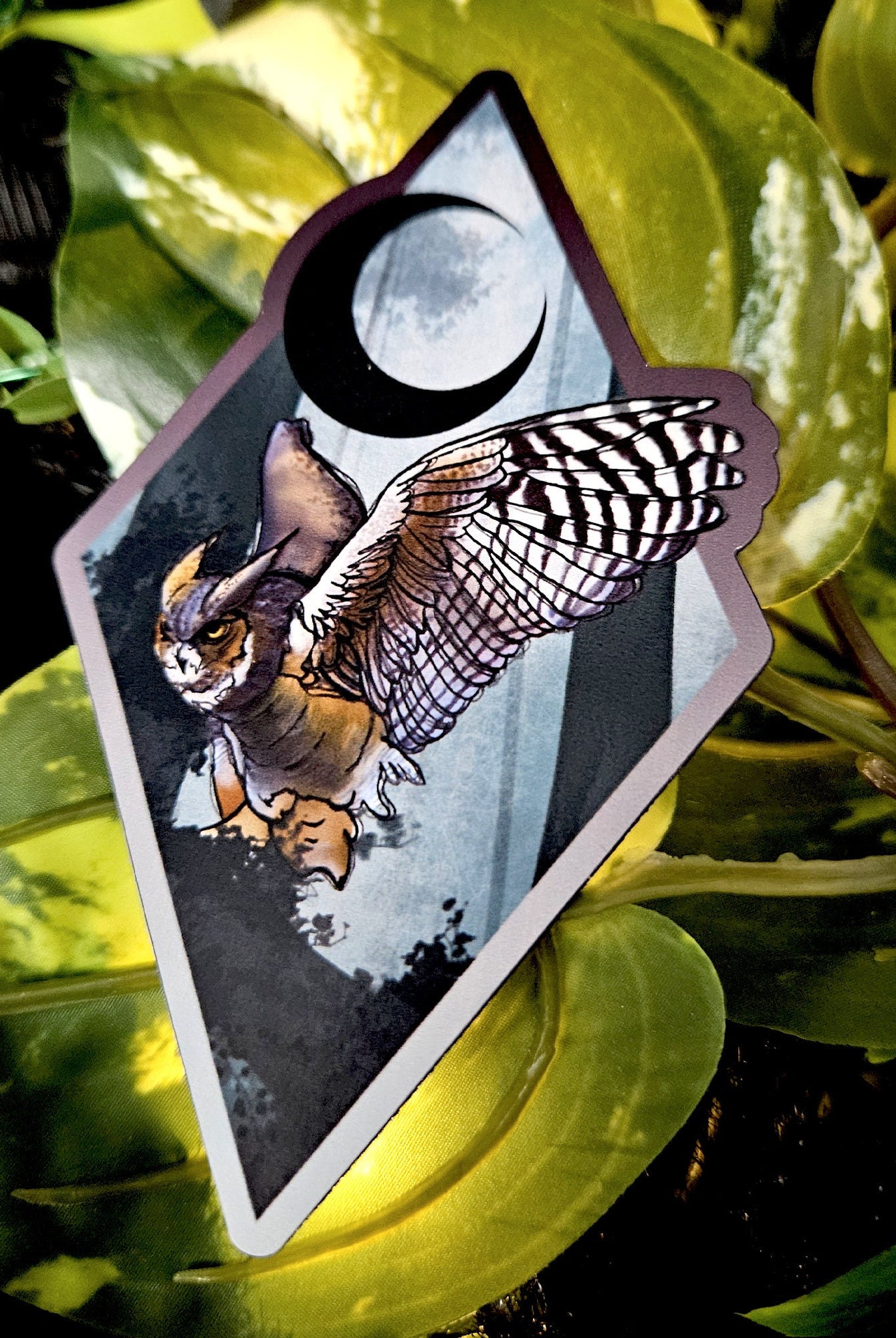MAGNET: Horned Owl and Misty Forest , Misty Forest and Horned Owl Decorative Magnet , Owl and Forest Decor Magnet , Horned Owl Magnet