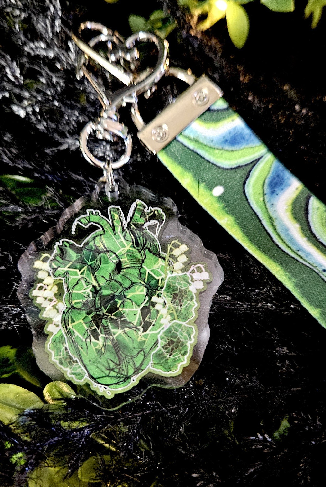 WRISTLET with Double Sided Charm: Emerald Crystal Heart