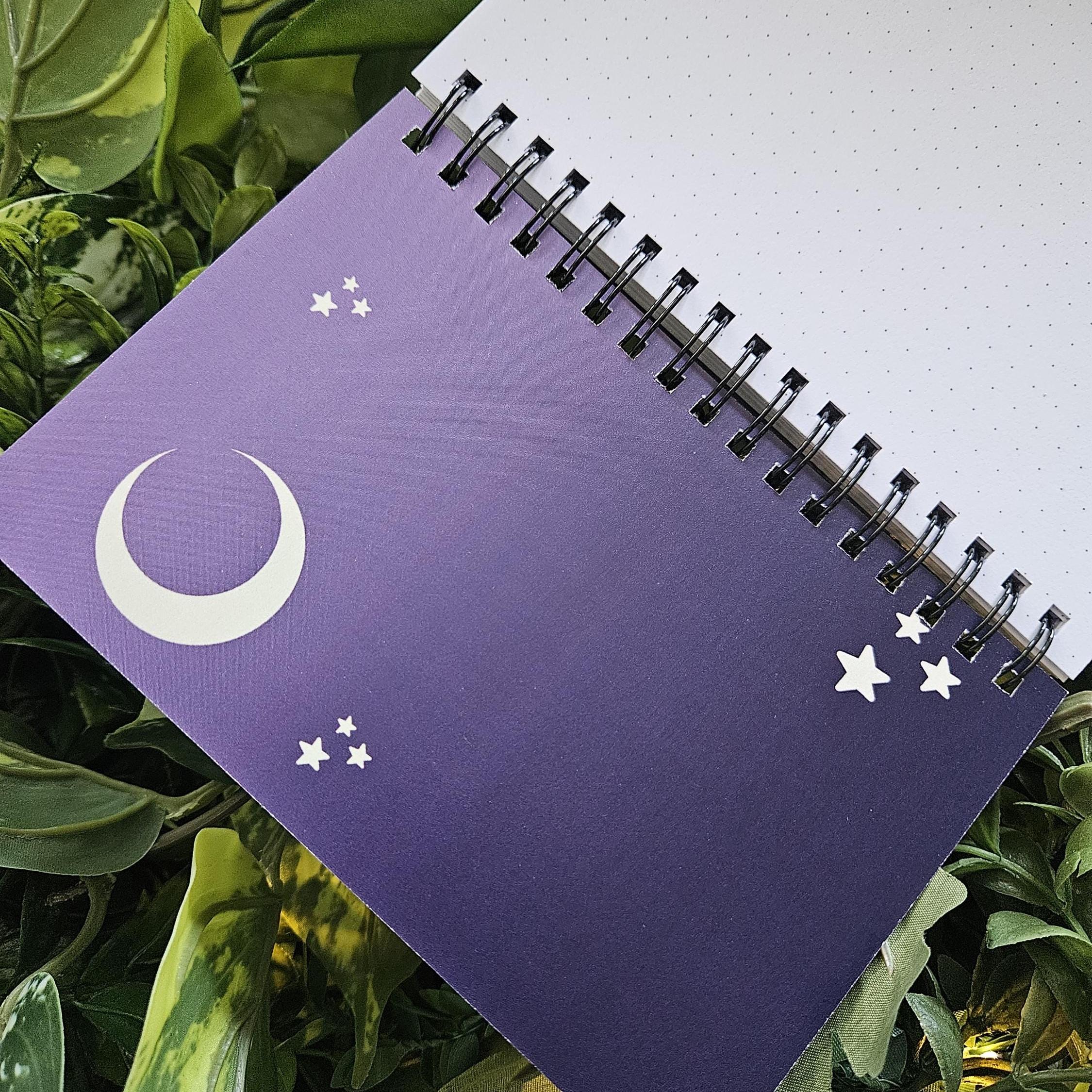4x6 HANDMADE SPIRAL NOTEBOOK: The Cat Tarot Style
