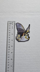 MAGNET: Honduran Ghost Bat with Lemon Flower - 'Cornelius' Acornandcrowstudio