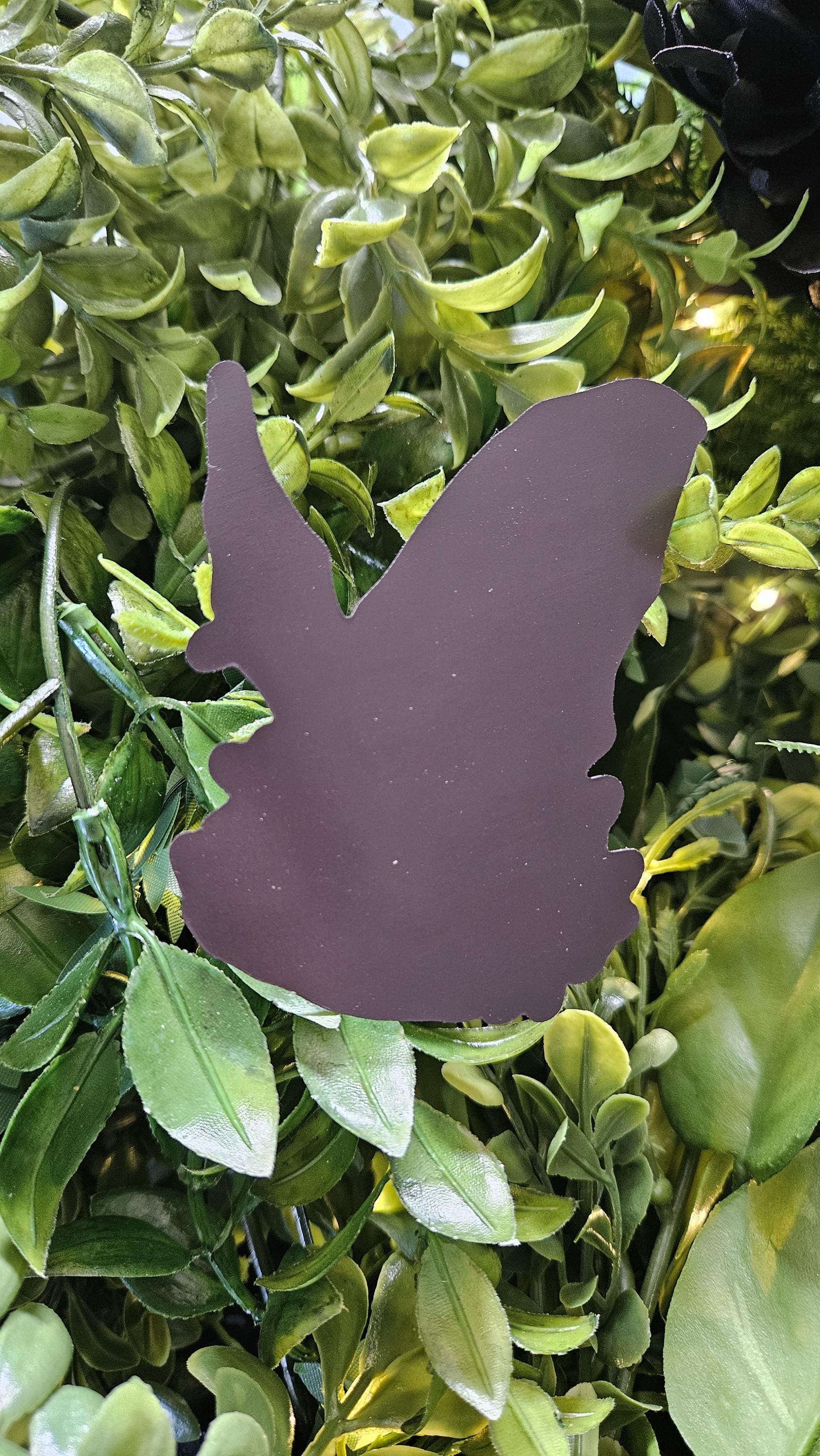 MAGNET: Honduran Ghost Bat with Lemon Flower - 'Cornelius' Acornandcrowstudio